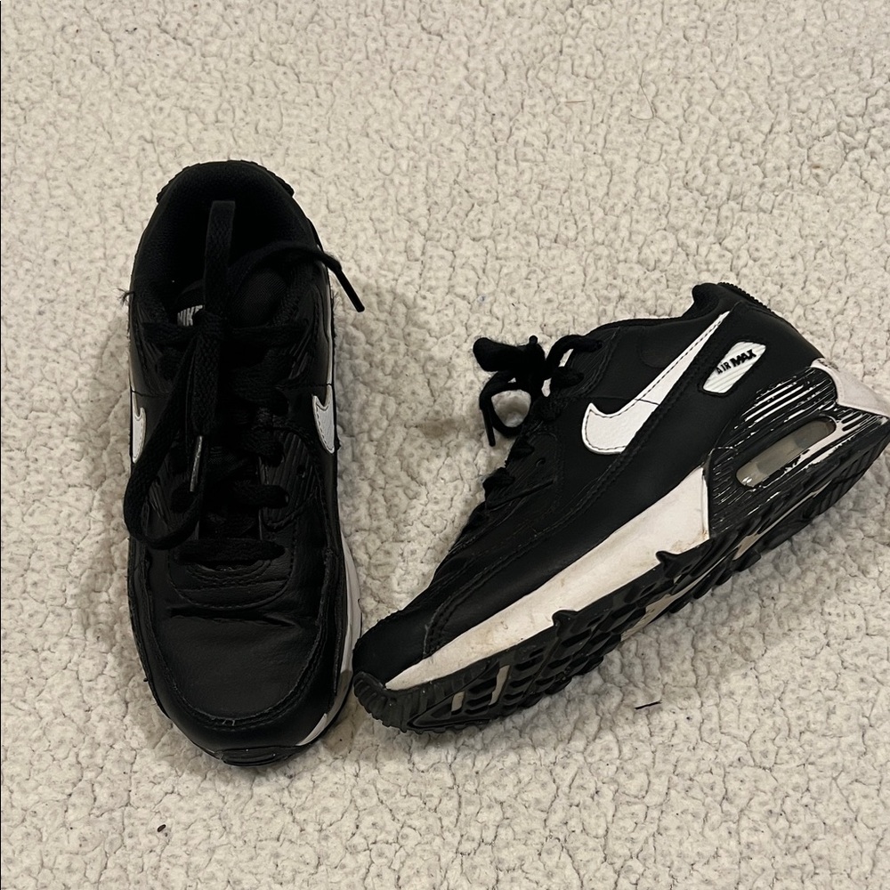 Kids Nike Air Max | Size 2Y